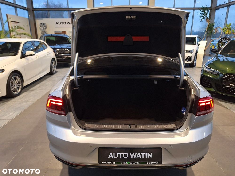 Volkswagen Passat 2.0 TSI Elegance DSG - 15