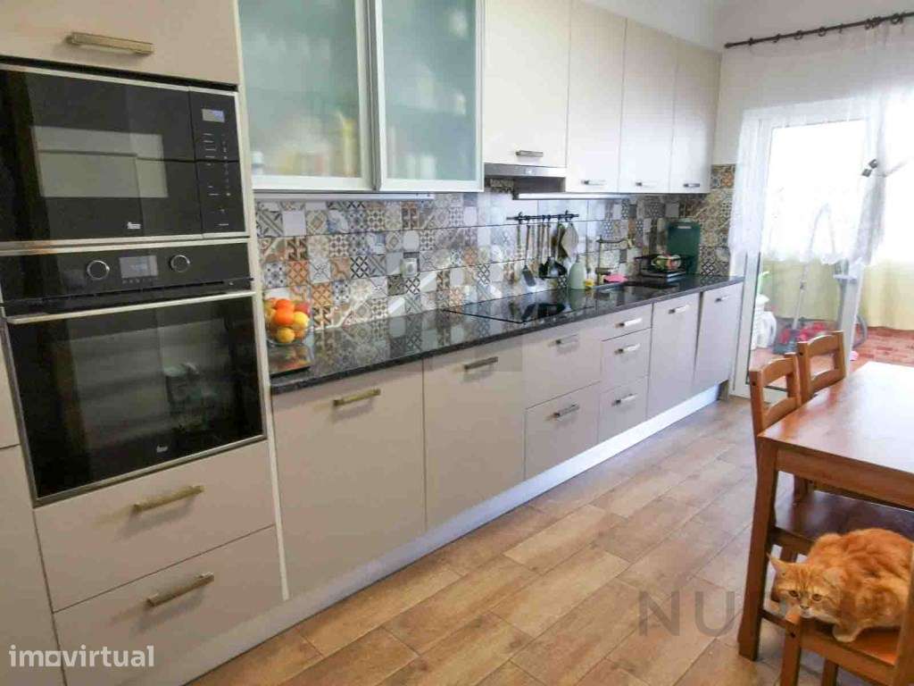 Apartamento T4 para Venda em Portimão - Grande imagem: 2/20