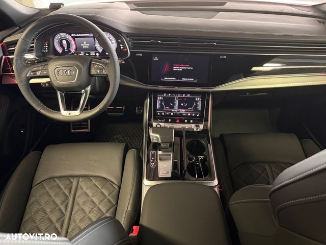 Audi Q8 SUV TFSI quattro 250 kW tiptronic - 12