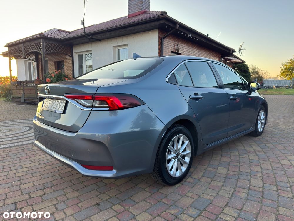 Toyota Corolla 1.6 Comfort - 16