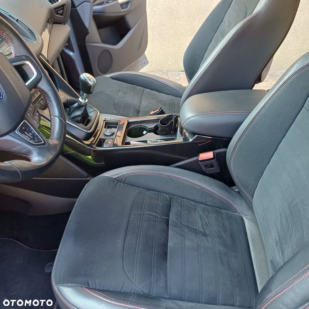 Ford Kuga 1.5 EcoBoost FWD ST-Line ASS MMT6 - 12