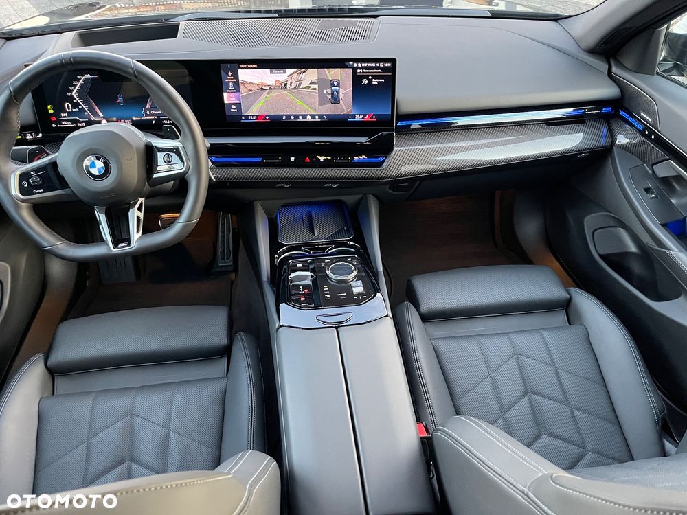 BMW Seria 5 520i mHEV M Sport - 14