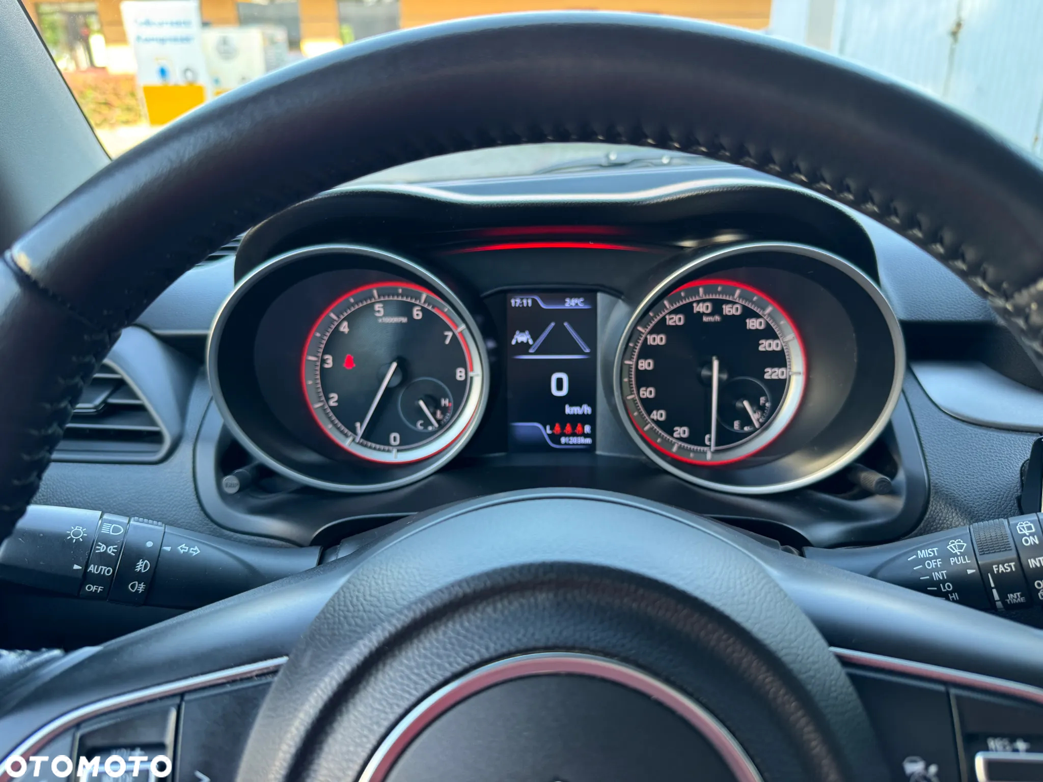 Suzuki Swift 1.2 Dualjet SHVS Premium Plus - 16