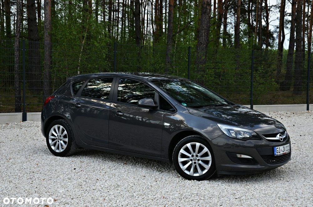 Opel Astra - 16