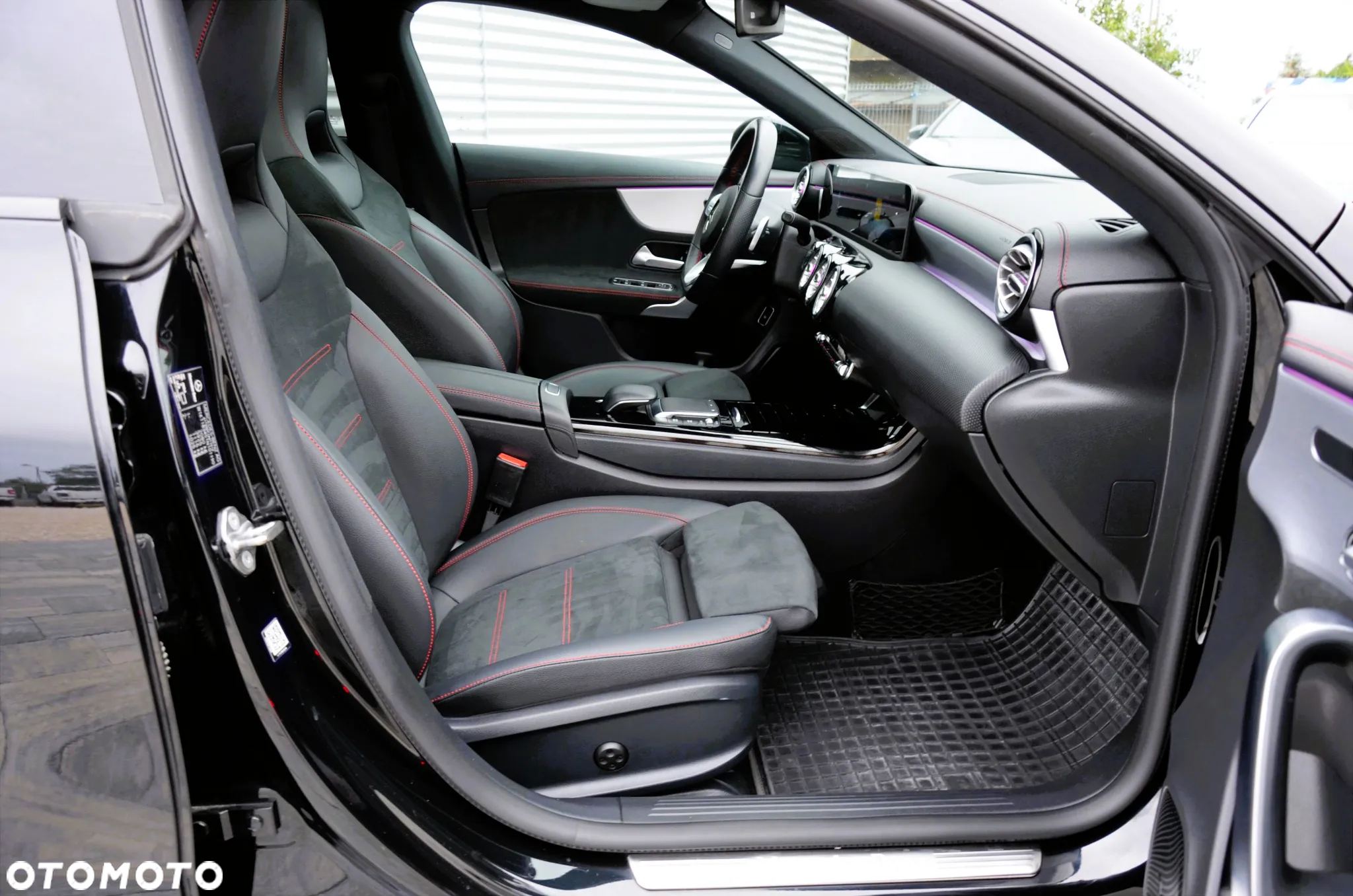 Mercedes-Benz CLA 220 AMG Line 7G-DCT - 14