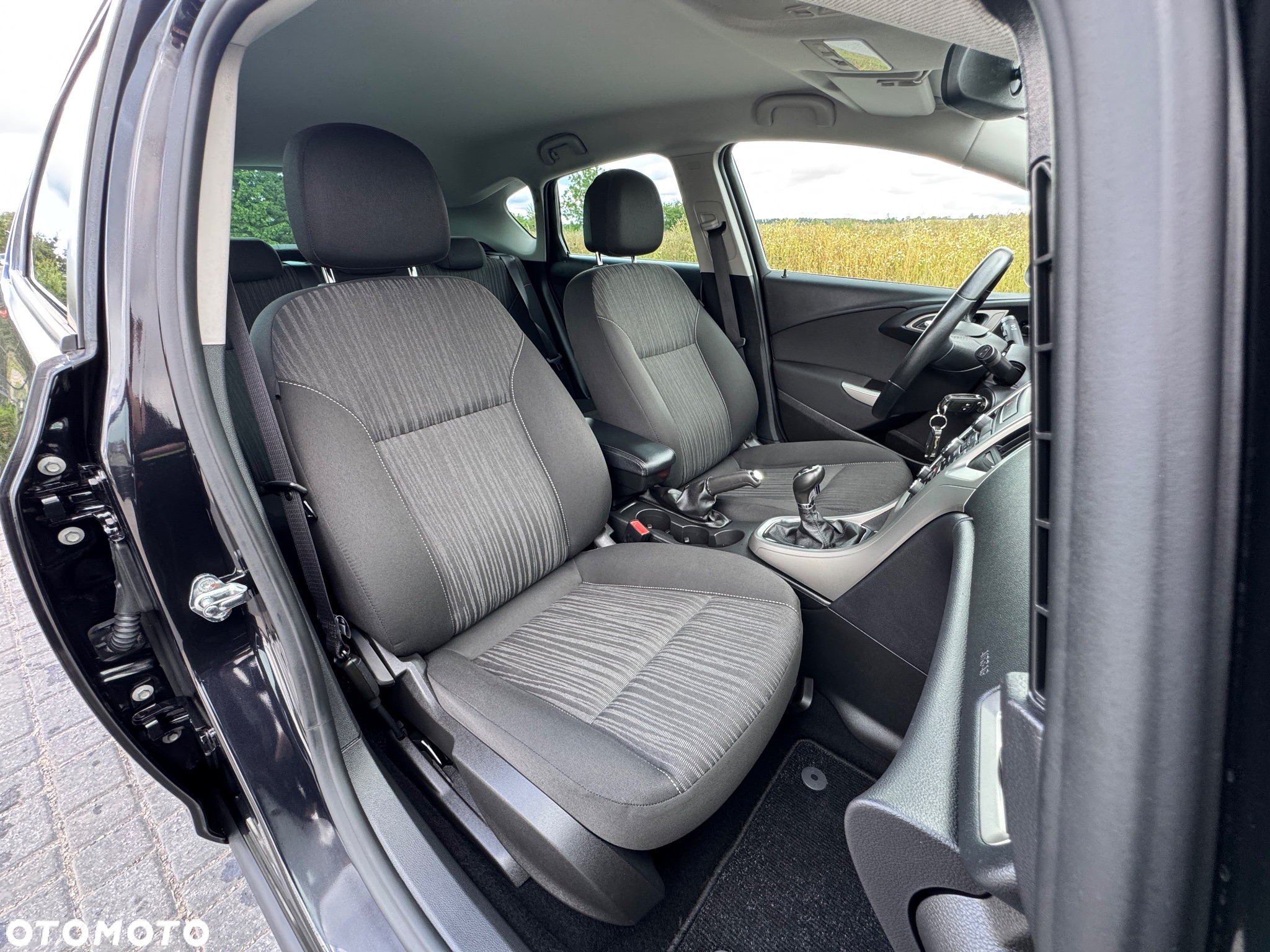 Opel Astra 1.4 Turbo Edition - 11