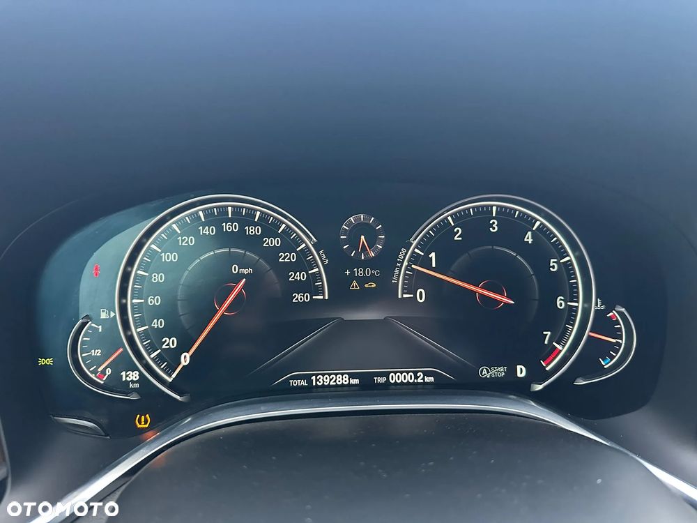 BMW Seria 7 740Li - 18