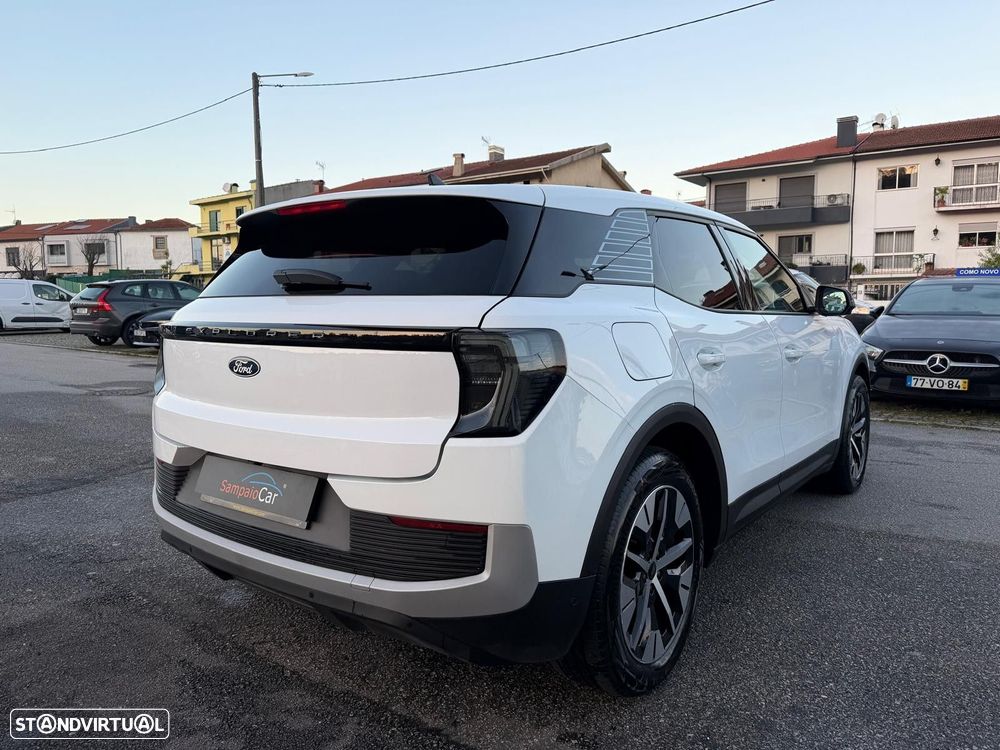 Ford Explorer 77 kWh Select - 4