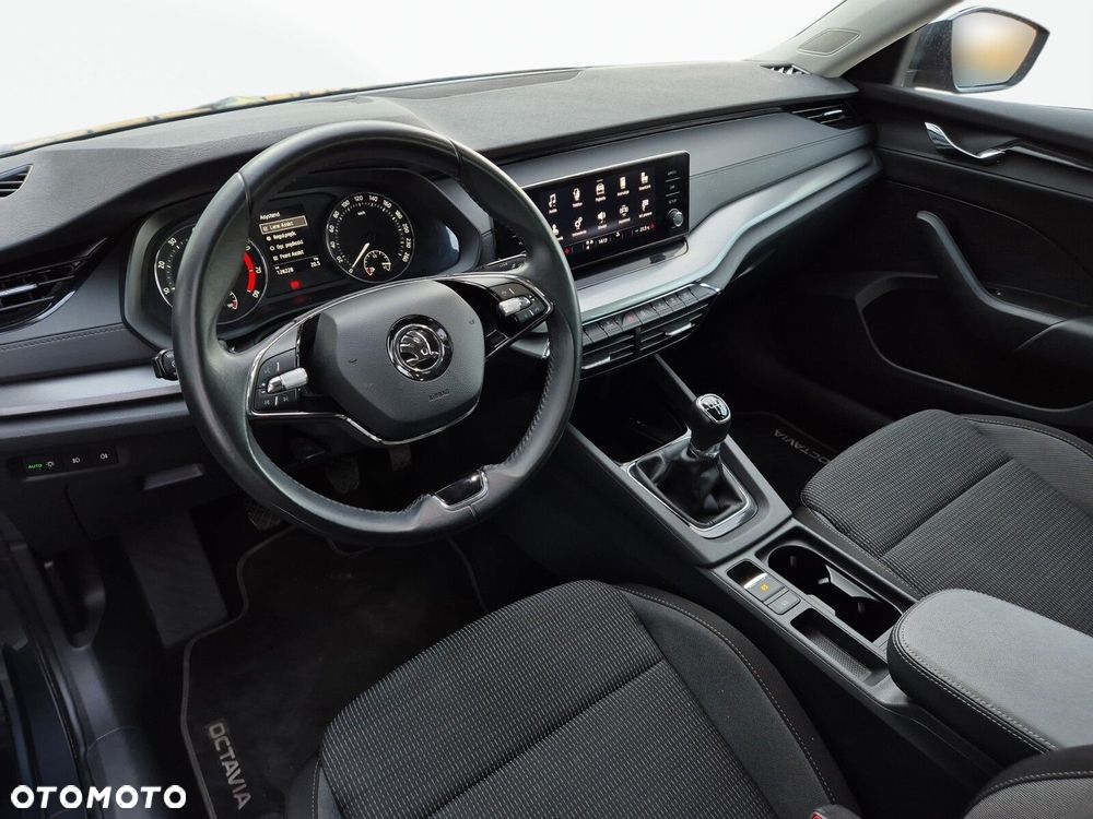 Skoda Octavia 1.5 TSI GPF ACT Ambition - 11