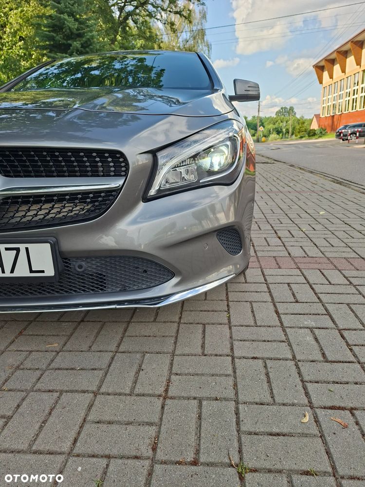 Mercedes-Benz CLA 200 d 7G-DCT - 12