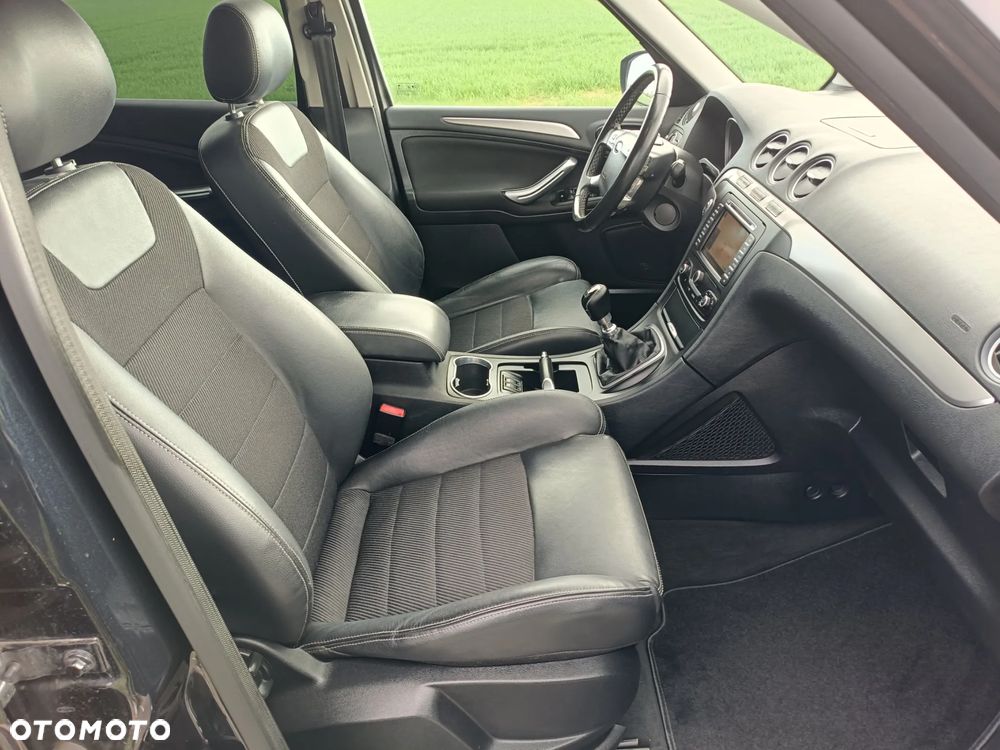 Ford S-Max 2.0 TDCi DPF Titanium - 25