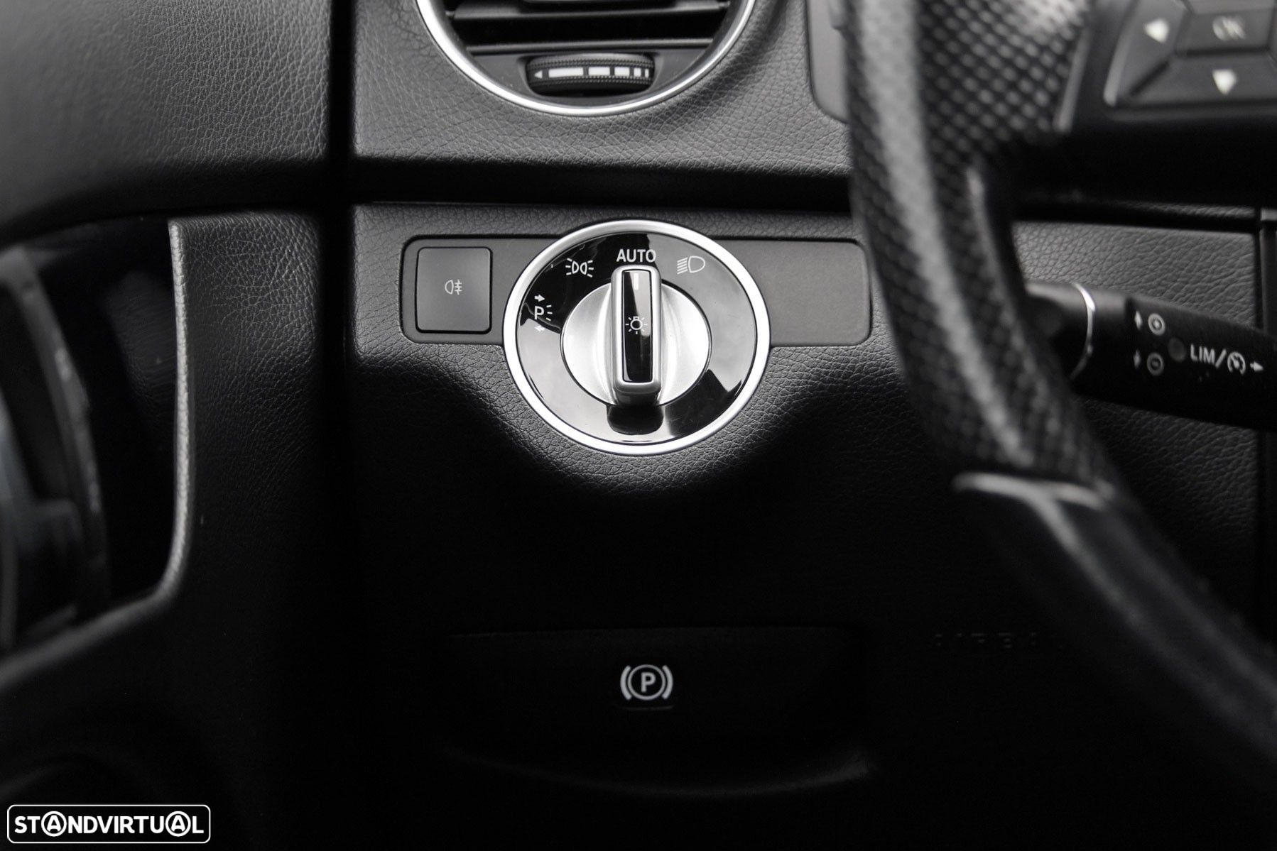 Mercedes-Benz C 180 CGi BE - 30