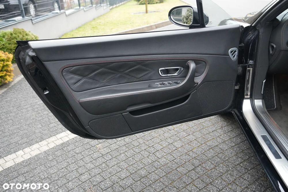 Bentley Continental GT - 16