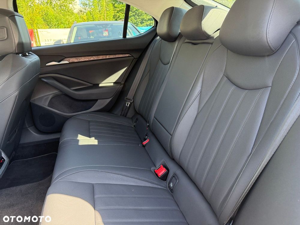 Skoda Superb 2.0 TDI SCR 4x4 L&K DSG - 15