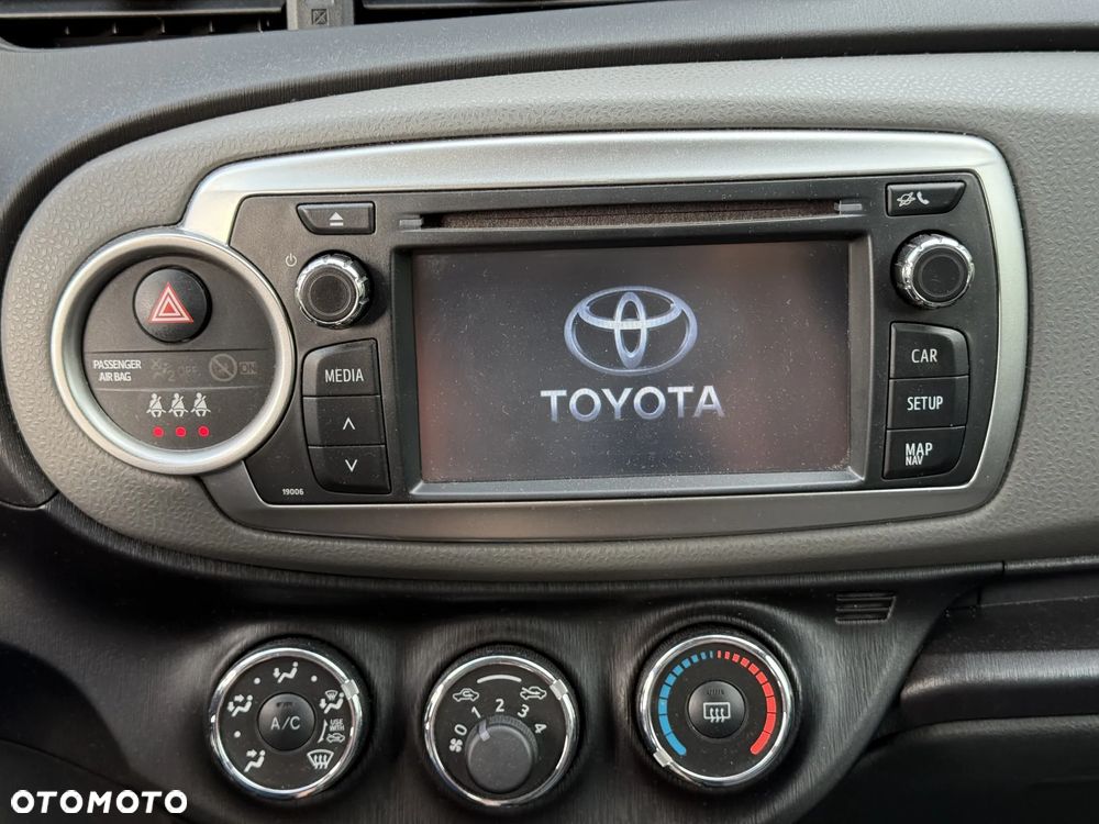 Toyota Yaris 1.0 Active - 14