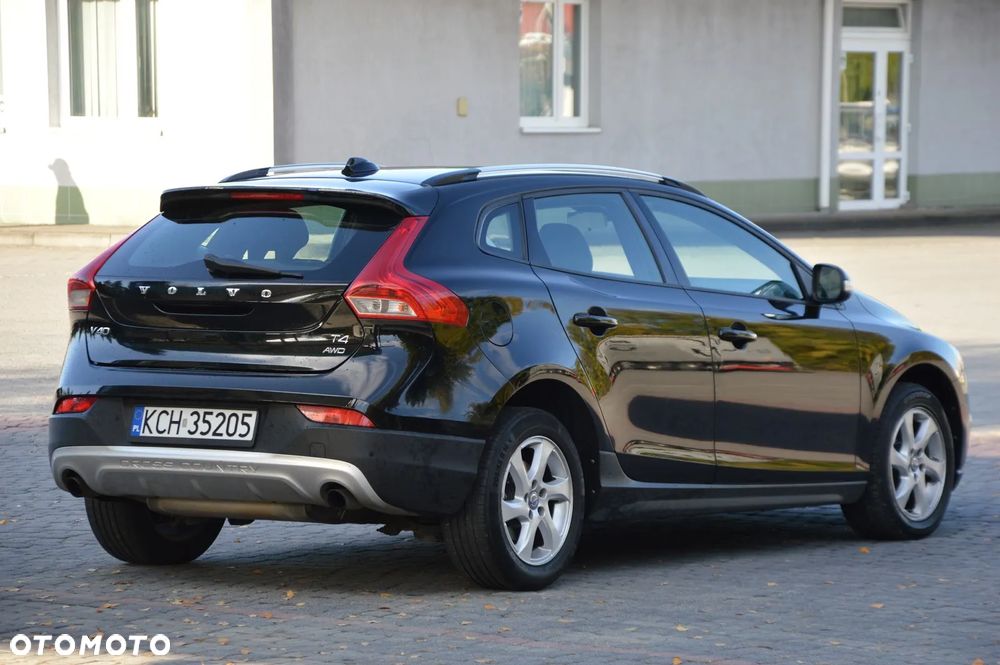 Volvo V40 Cross Country 2013 photo 4