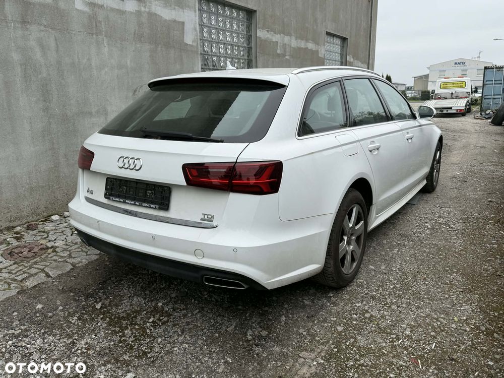 Audi A6 Avant 2.0 TDI Ultra DPF S tronic - 6