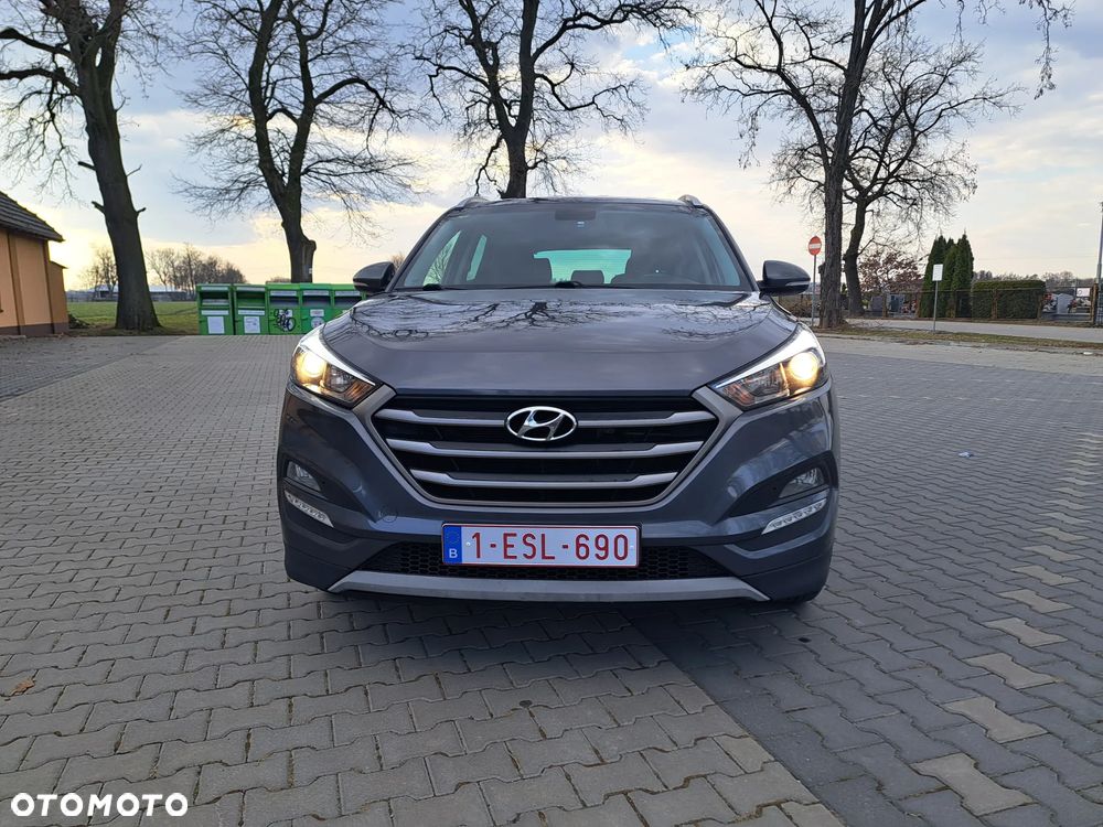 Hyundai Tucson 1.7 CRDI BlueDrive Style 2WD - 33