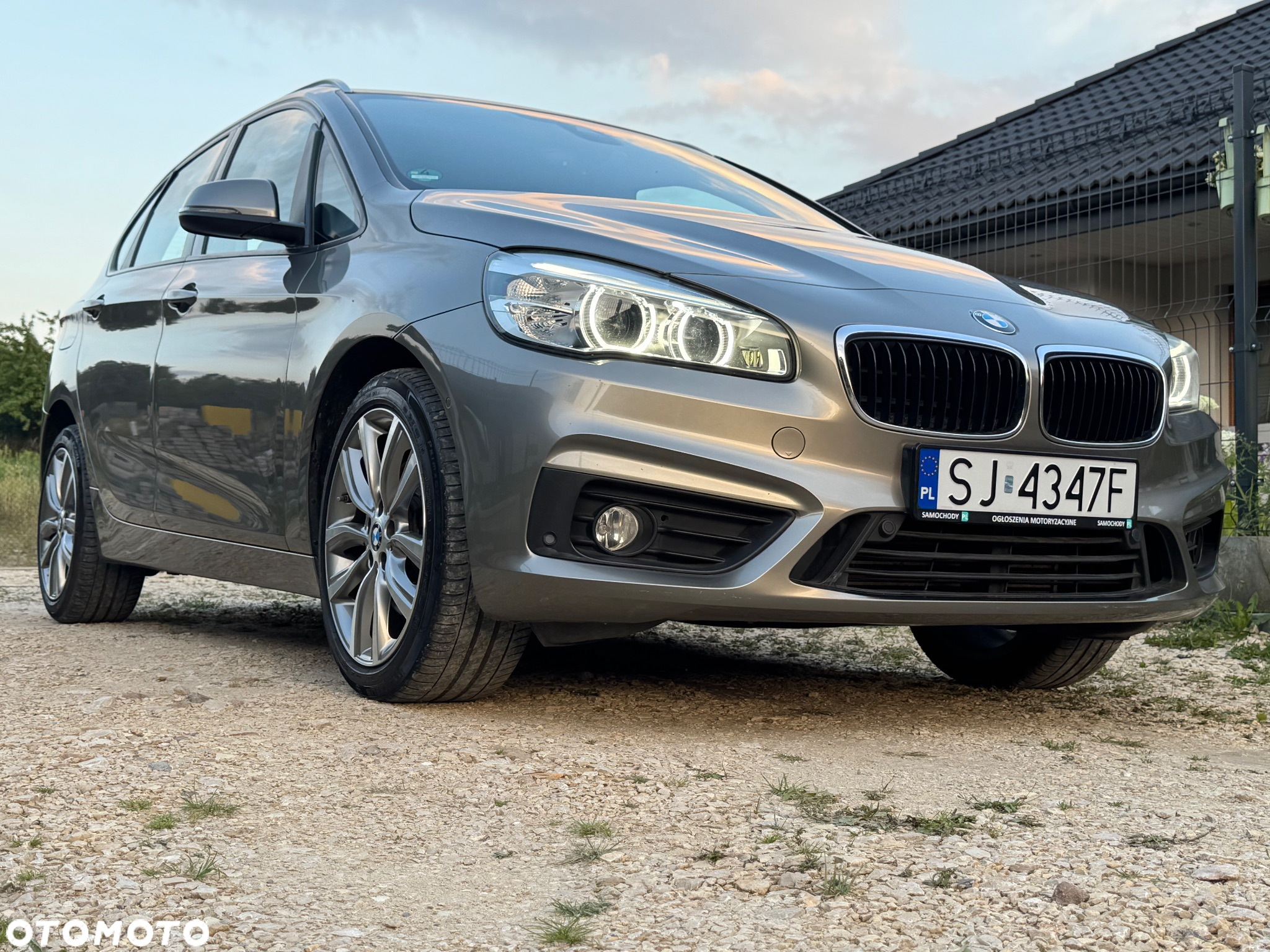 BMW Seria 2 220i Active Tourer Sport Line - 12