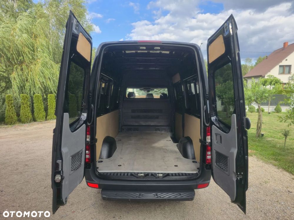 Mercedes-Benz Sprinter - 26