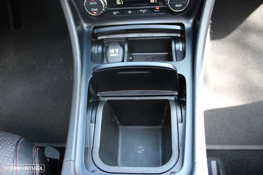 Mercedes-Benz CLA 220 (CDI) d 7G-DCT AMG Line - 16
