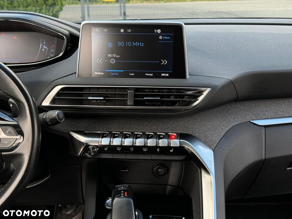 Peugeot 5008 BlueHDI 130 EAT8 Allure Business-Paket - 24