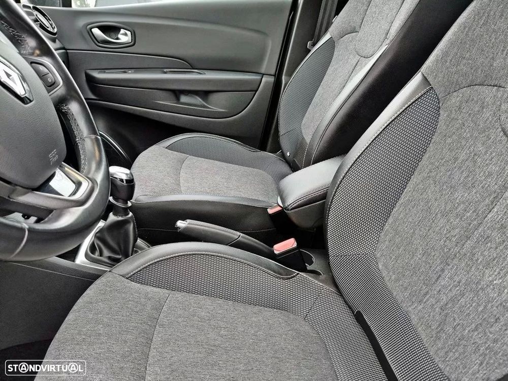 Renault Captur 1.3 TCe Exclusive - 21