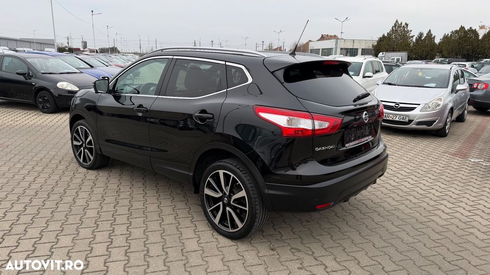Nissan Qashqai - 11