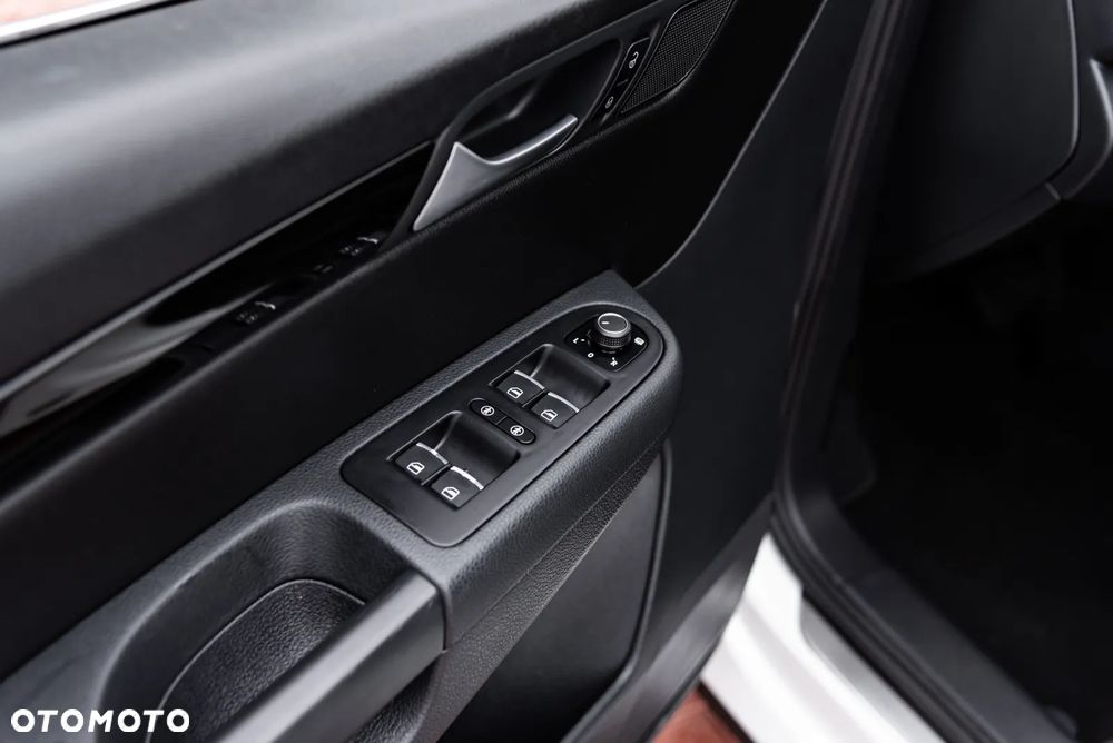 Seat Alhambra 2017