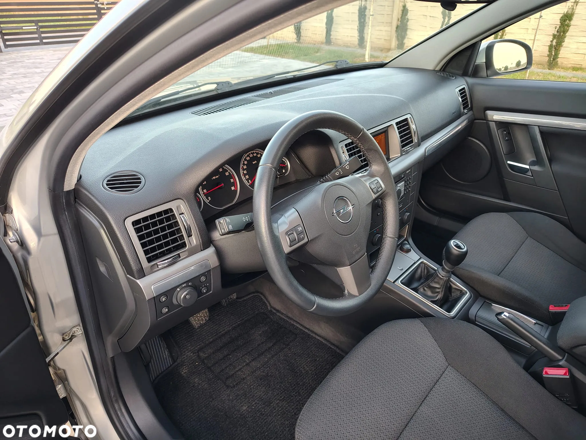 Opel Vectra 1.8 - 15