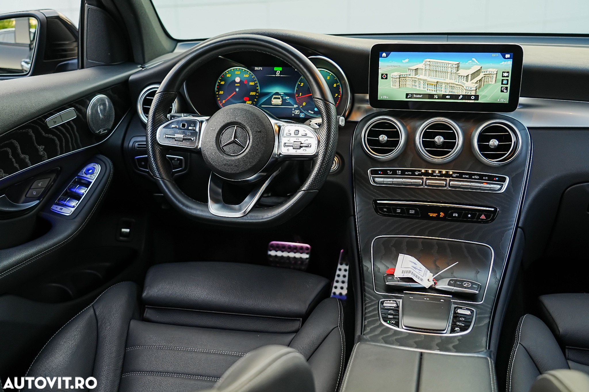 Mercedes-Benz GLC 200 4Matic 9G-TRONIC AMG Line - 3