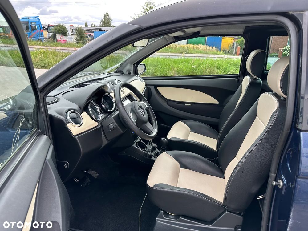 Aixam Crossover - 10