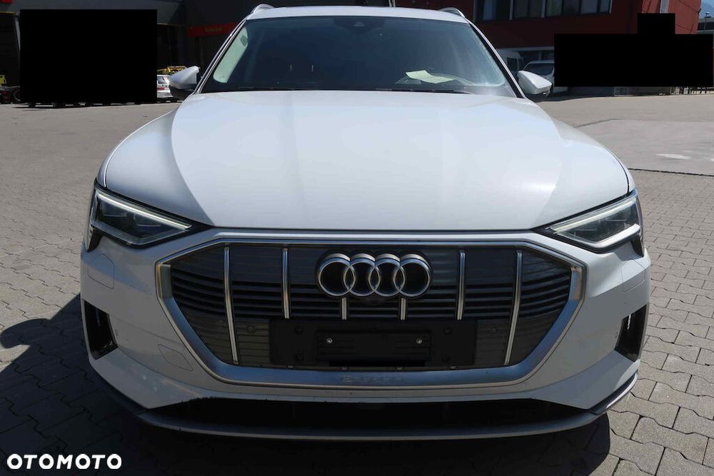 Audi e-tron 55 Quattro Advanced - 4