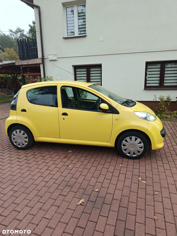 Peugeot 107 2006 photo 5