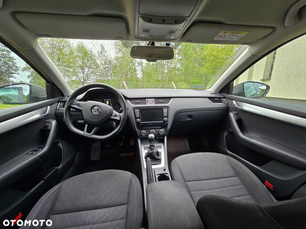 Skoda Octavia 1.4 TSI Elegance - 11