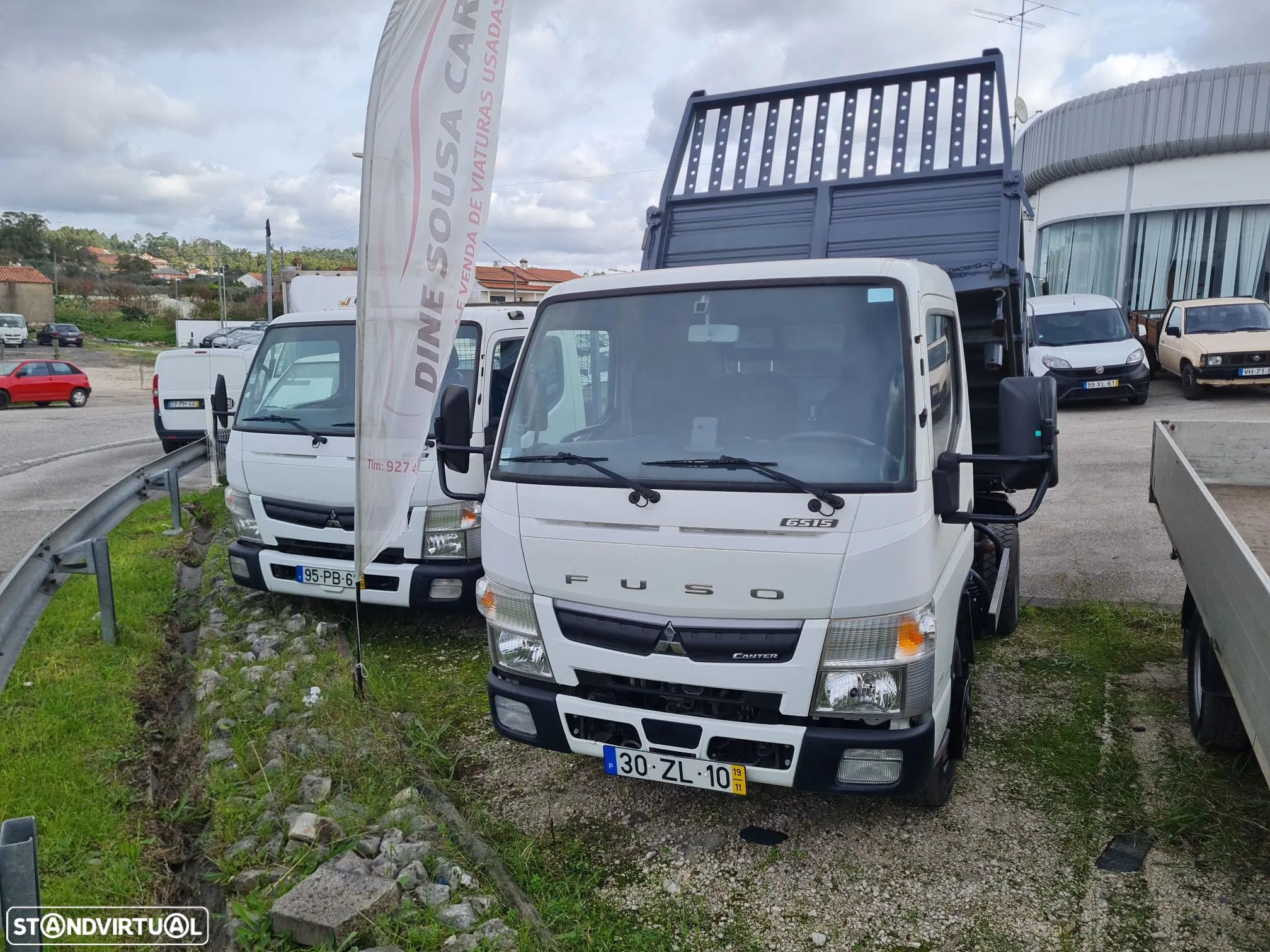 Mitsubishi Canter Fuso 6S15 Tribasculante / 6000kg / Curta - 1