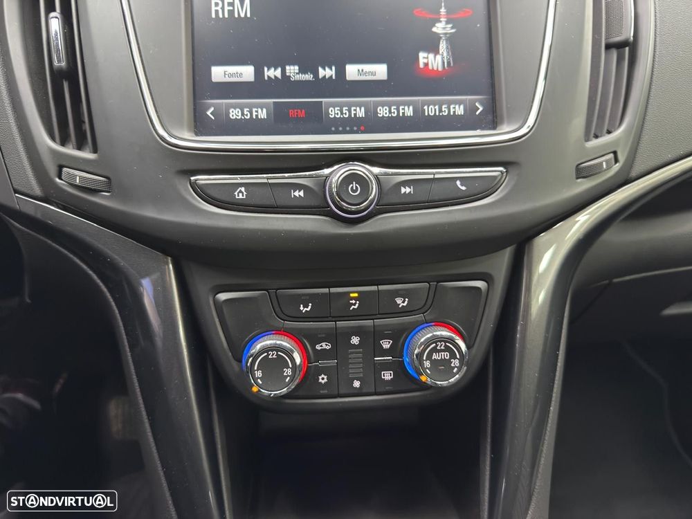 Opel Zafira 1.6 CDTi 120 Anos S/S - 25