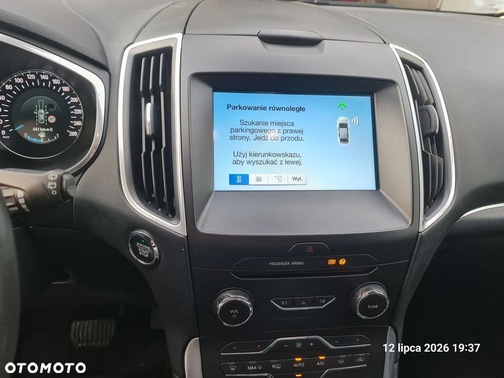 Ford S-Max 2.0 TDCi Titanium PowerShift - 25