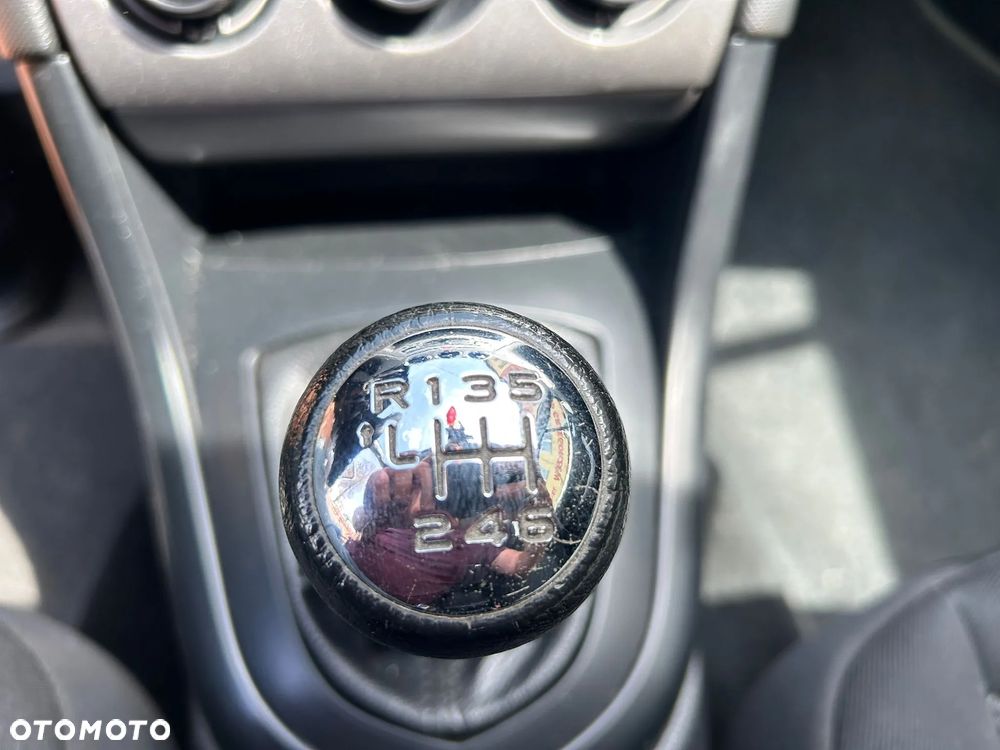 Peugeot 308 1.6 HDi Premium - 6