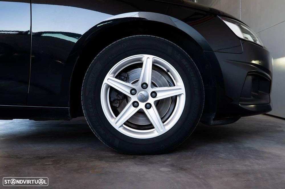 Audi A4 Avant 35 TDI S tronic - 10