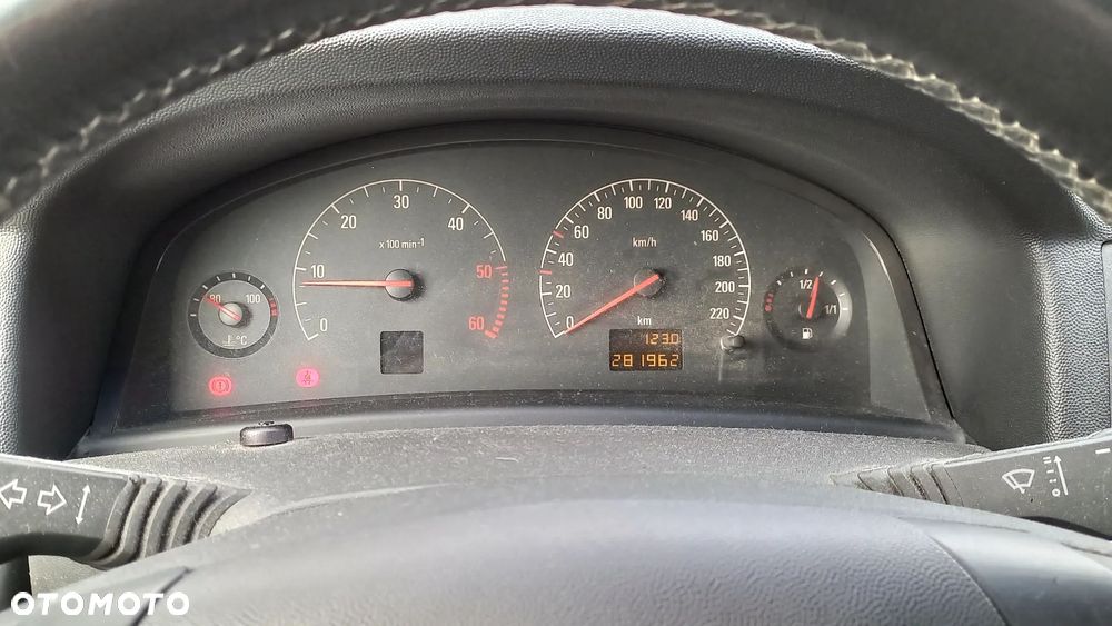 Opel Vectra 2.0 DTI Comfort - 2