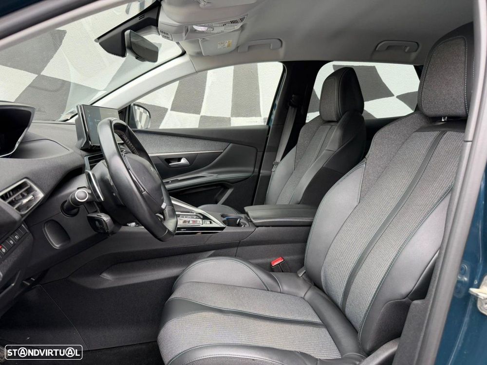 Peugeot 3008 1.6 Hybrid4 Allure Pack e-EAT8 - 6