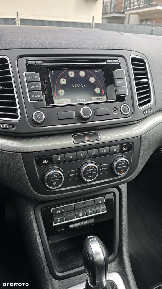 Volkswagen Sharan 2.0 TSI DSG Highline - 38