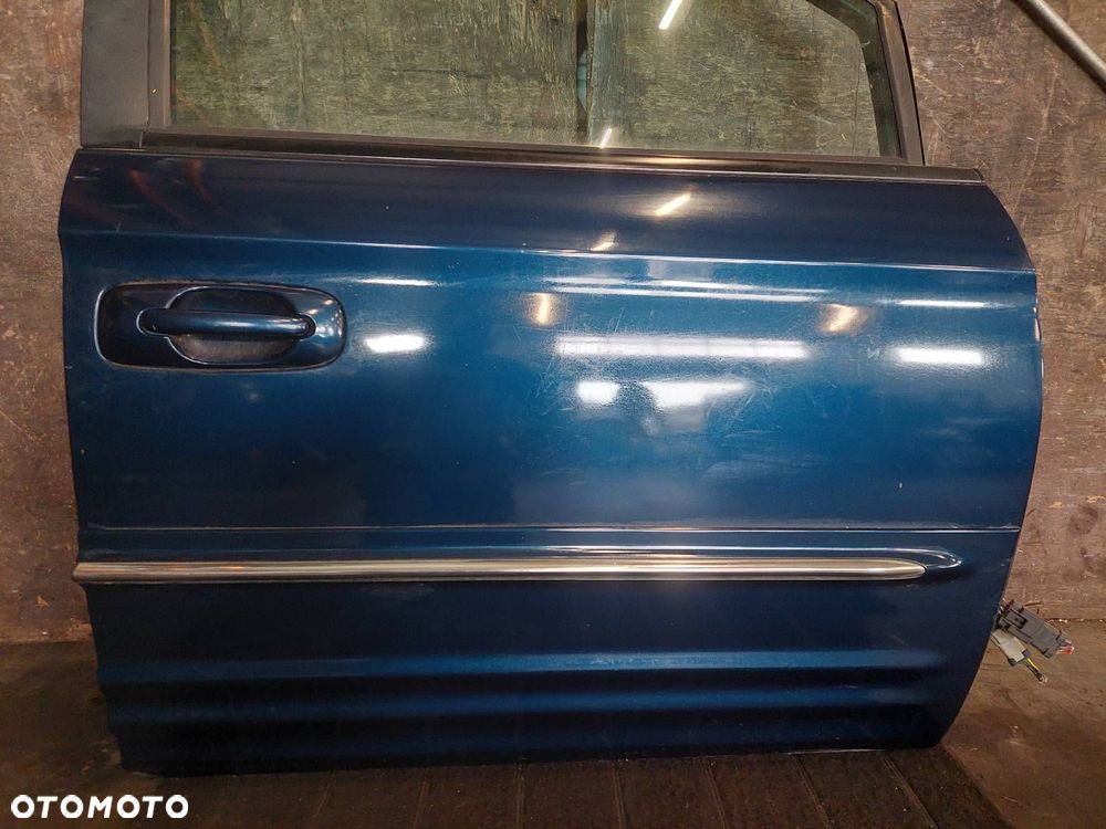 DRZWI KOMPLETNE PRAWY PRZÓD CHRYSLER GRAND VOYAGER IV PB7 QB7 - 2