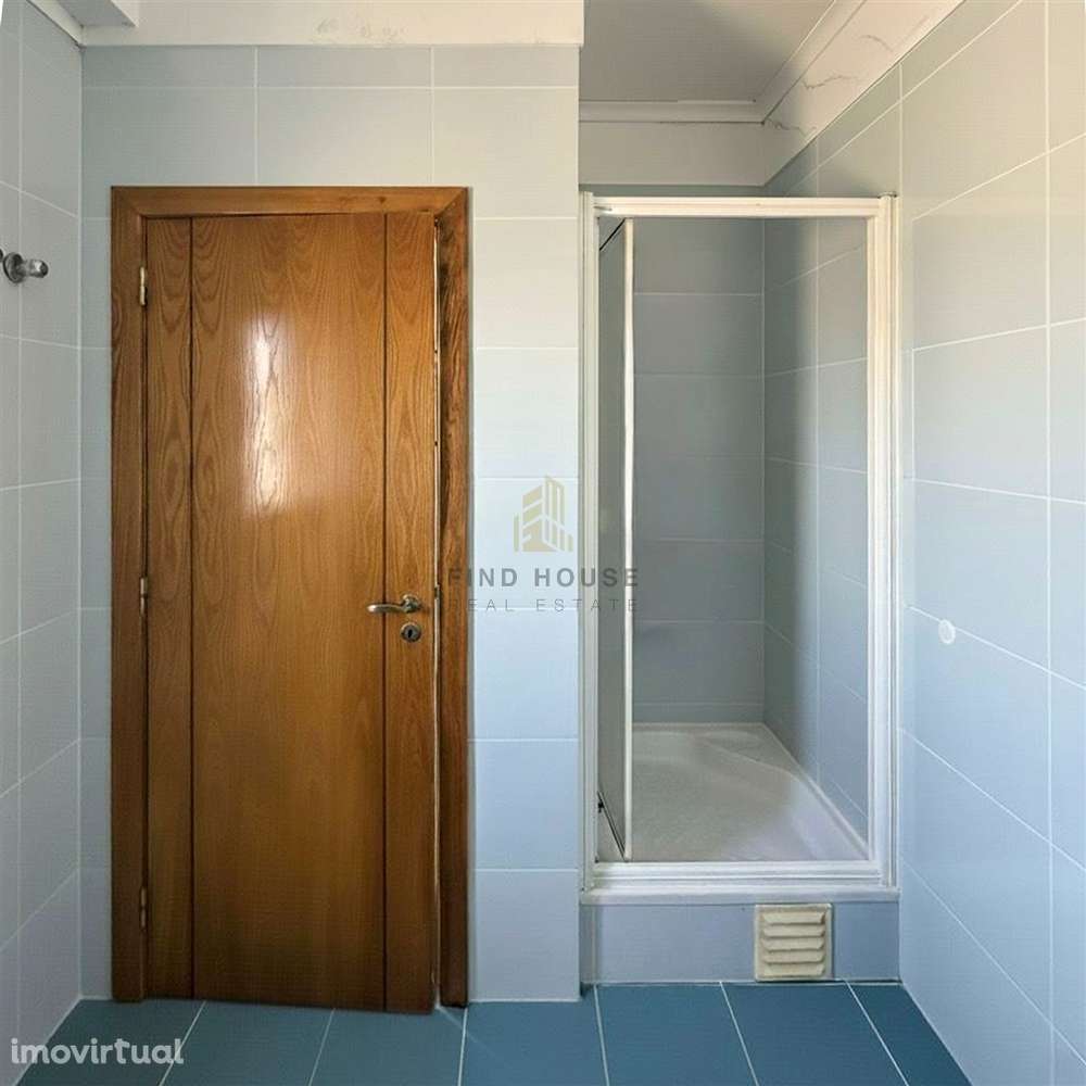 Espaço comercial com uma área de 157.40m2 e amplo logradouro em Fornos - Grande imagem: 5/6