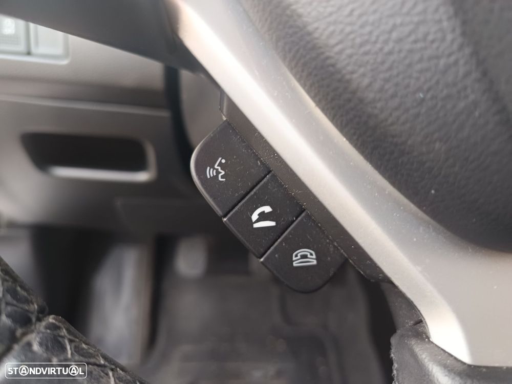 Suzuki Vitara 1.6 DDiS GLX - 22