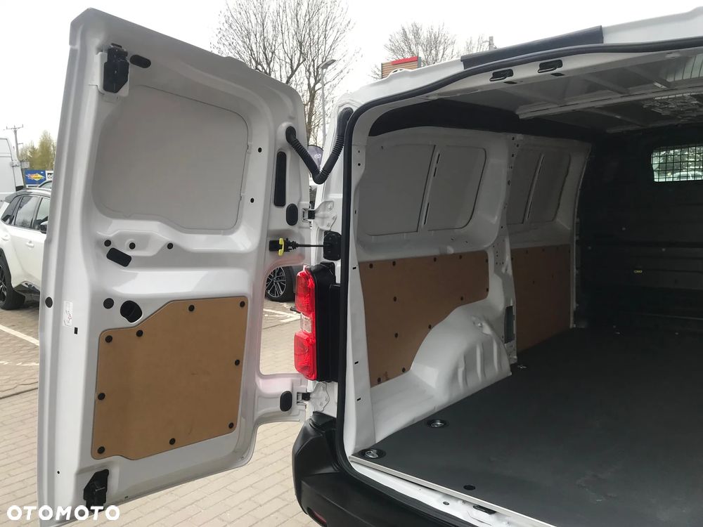 Toyota Proace - 9