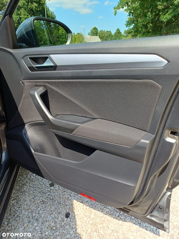 Volkswagen T-Roc 1.5 TSI Life DSG - 4