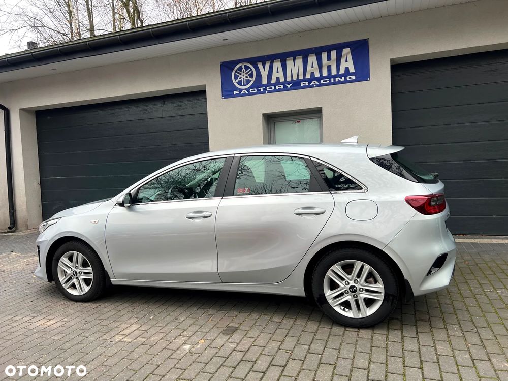 Kia Ceed 1.6 CRDi SCR M - 3