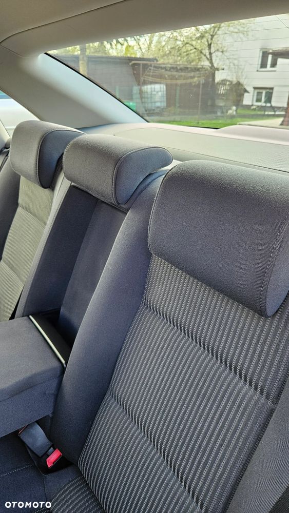 Audi A4 Limousine 2.0 TDI - 19